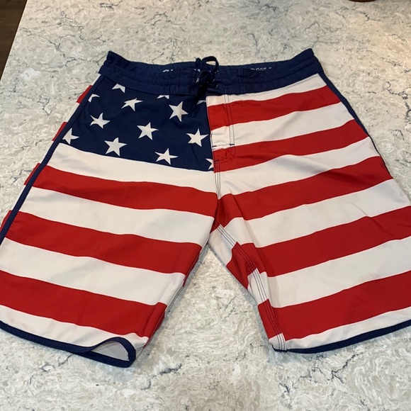Old Navy patriotic board shorts - Picture 1 of 4